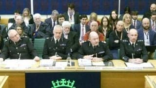 英警察、AI使い「架空の試合」記載で謝罪　サッカーの観客入場禁止