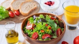 食事から美肌を目指す！とり入れたいおすすめの食べ物10選