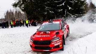 ニクラス・グロンホルムがフィンランド選手権でファビアRSラリー2にスイッチ。開幕戦を4位でフィニッシュ