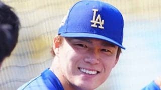 山本由伸の肩組み2ショットにファン感激「ぎゃあああ」　“懐かし”の共演「涙止まりません」