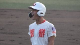 智弁学園・角谷は1年秋からスタメンマスクの頼れる主将、終盤の勝負どころで高打率【高校野球界の逸材】

