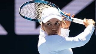  観客煽り勝利のダンス 異様な空気に 