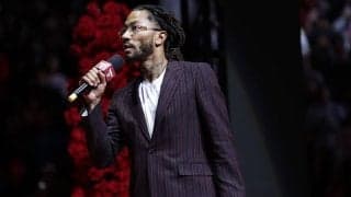 「おめでとう」…ブルズのレジェンド2人がローズの永久欠番入りを祝福「君を誇らしく思う」