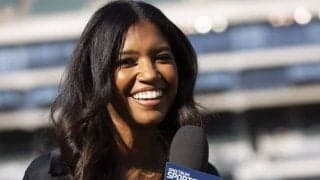 「えっ、嘘でしょ」ド軍女性レポーターが見事な打撃を披露し仰天「これ以上ドジャースに戦力をつぎ込んでどうするんだ！」