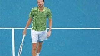  メド 全豪OPで天敵の20歳に完敗 