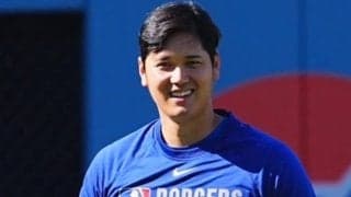 「Shohei Ohtani」がくっきり…　ド軍が“裏”で届けていたもう一枚「すごく素敵だ」