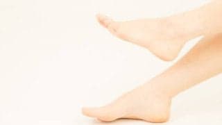 腰痛や下半身太りを招く「浮き指」とは？