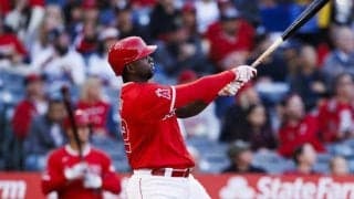 「打ちそうで怖い」中日からキャンプイン直前に届いた“朗報”　他球団ファンから早くも警戒の声「中日版レイエスになりそう」メジャー通算164発の右の大砲が来日