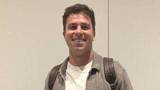 MLB162登板の新助っ人が家族と来日「とても興奮」　ロッテ5選手が続々…198cm左腕も