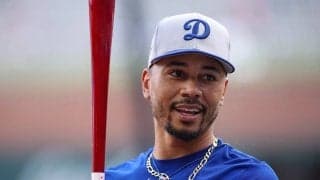 突如明かされたベッツの近況　託された大役、キャンプ直前の“豪華出勤”が「いかに特別か」