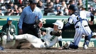 リプレー検証初体験の審判が学んだ3つの教訓　見る側も持ちたい意識