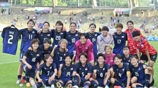 ｢みんなでお祝い｣なでしこ6人集結で“盛大に”祝福！ 長谷川唯＆藤野あおばの合同誕生日会｢最高にステキ｣なショット公開！｢かわいい！｣｢素晴らしい絆｣と反響多数