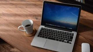 目にやさしい生活を送りましょう！眼精疲労の症状と対処法