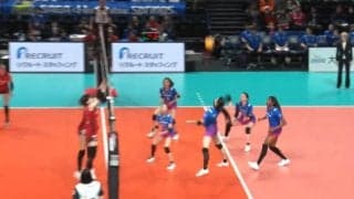 女子バレー、“真後ろ”からの超「なが～く、たか～い」ロングトスを超強烈スパイク「今のはよく打てました」元日本代表も思わず感嘆