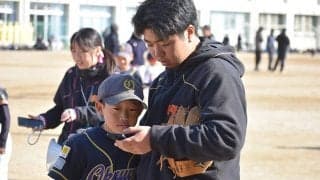 小学生の投球動作、AIはどう採点する？　高校生が試行した“最新ツール”との共存