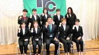 伊賀FCくノ一三重、新加入の監督・選手が会見　目標は三冠