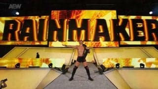 【AEW】オカダ・カズチカがベルトをケースから出さなかったのはカバン紛失のせい！？