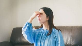 なぜこの時期は不調が増える？肩こり・腰痛・疲れやすさは「自律神経の乱れ」が原因かも