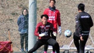 ファジアーノ　開幕向け　正GK争い　百年構想リーグ　8日福岡戦