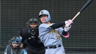 阪神新加入、25歳外野手は「あかん、期待してまう！」初の対外試合でチーム1号放つ「空いてるレフト、行けるんちゃうか？」昨オフ、ヤクルトから現ドラで移籍