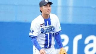 DeNA相川監督が絶賛「野手の中で一番」　球場どよめきの美技…24歳が掴んだチャンス