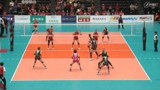 女子バレー、まるで野球のスローカーブな“すごい軌道”のノータッチエース 相手もポカーン