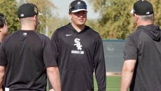 大谷との共闘から3年…村上宗隆の隣で発見した“お馴染み人物”　日本人歓喜「ほんと久しぶり」