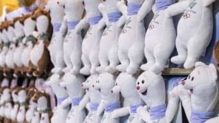 「考えた人、天才？」何気ない“裏設定”に仰天の声も　愛らしいオコジョのマスコットが人気沸騰「ただの癒しでは終わらない」【冬季五輪】