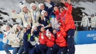 「みんないい顔！！」表彰式後の光景　圧巻の“自撮りテク”に「最高のショット」【冬季五輪】