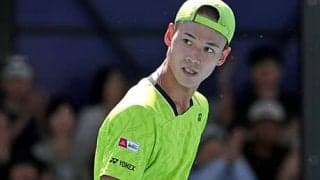 坂本怜 4時間半の中断挟むも4強