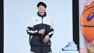 渡邊雄太がアシックスイベントで高校生と交流「今しかできないことを続けていきたい」…“新たな相棒”にも言及「抜群に合う」