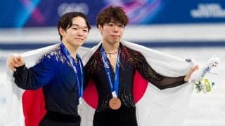 【ミラノ五輪】「一緒に戦ってきた仲間が……」2大会連続銀メダルの鍵山優真、佐藤駿との“ダブル表彰台”に笑顔「感慨深い」