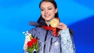ロシアの元世界女王が“号泣”…「一緒に泣いてしまった」　21歳は「本当に感受性が豊かな人」【冬季五輪】