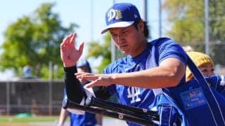 ド軍アイテムが“激変”…「醜いな」「普通のやつの方が」　MLB公式に賛否「美しい」