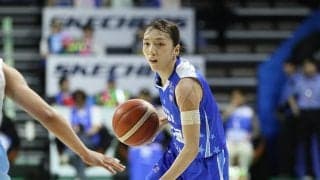 韓国の名将のもとで磨かれた新たな武器…21得点で勝利に貢献したウリ銀行の鬼塚彩乃、プレーオフ進出へ挑む