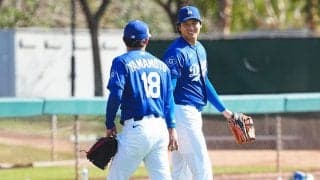 大谷＆山本＆佐々木でもない…ド軍GMに“捕まえられた”日本人　まさかの1枚が公開