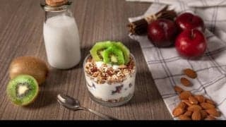 ダイエット中の間食はどれを選ぶ？薬剤師オススメ間食５選