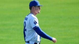 DeNA新助っ人は「マジで本物」　161キロ右腕が超特大弾…球場騒然の一撃「飛ばしすぎやろ」