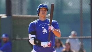 大谷翔平を「投手だって忘れてた」　“力技”2戦連続安打→駆け足で投手調整…テオ苦笑い