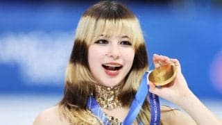 「芝の上でこんな綺麗に回転できるの!?」金アリサ・リウの超人的始球式に再脚光　阪神ファンからのオファーも【冬季五輪】