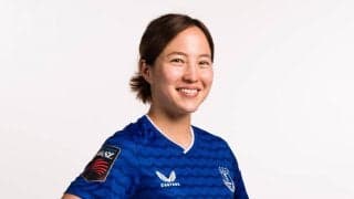 氷水から生還！なでしこ北川ひかるの“ずぶ濡れ謎ダンス”に同僚大爆笑「世界に面白いのがバレた」「寒中太極拳チャレンジ」