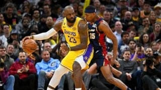 「本気で勝ちにいっている」レブロンが“故郷”キャブスを絶賛…来季再々復帰の噂も