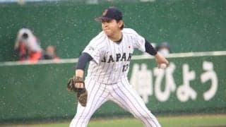 侍ジャパンvsソフトバンクの一戦は大雨で試合中断も…15時過ぎから試合再開
