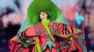 閉会式で日本人女優登場も「着物が左前なのがとても気になる…」　反響続々「めっちゃ大役！」「熊本市出身なのか」【冬季五輪】