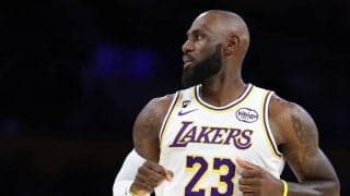 レブロン・ジェームズがシーズン通算1600試合に出場…今季中に歴代1位へ浮上か？