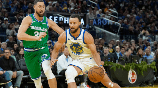 カリーのスニーカー移籍は最終局面？ 候補は3ブランド、ANTAも有力候補に