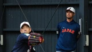 【侍ジャパン】菊池雄星が合流後初ブルペン「セットアップを確認」いきなり捕手座らせ17球