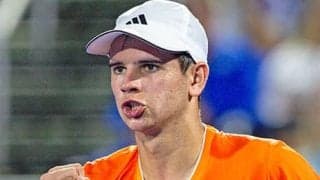  19歳 元世界8位に55分で圧勝 