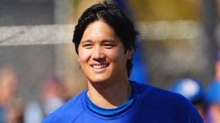 大谷翔平が鏡を前に…公開された“日常のお手入れ”　貴重な光景に悶絶「惚れました」