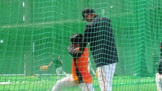 【巨人】「きつかった」皆川岳飛がバタンキュー～　恒例股割りティーで阿部監督から愛の洗礼